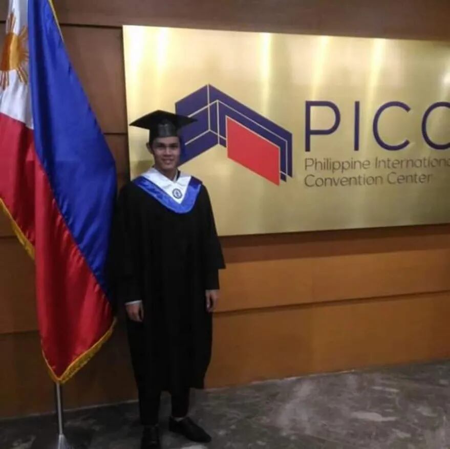 El joven se graduó en la ciudad filipina de San José del Monte. Foto: Web