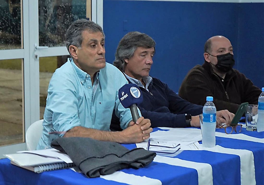 José Mansur, presidente de Godoy Cruz, no quiere saber nada con el cambio de fecha. / archivo