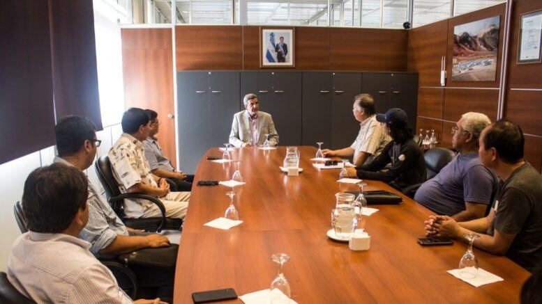 El ministro Astudillo con empresarios de Phoenix Mining S.A. y CCG Mining Argentina.