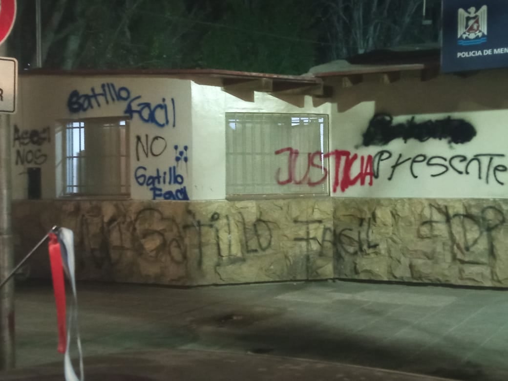 Disturbios, pintadas y dos heridos en Las Heras