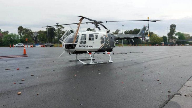 Un camión chocó las hélices de un helicóptero del SAME en Buenos Aires.