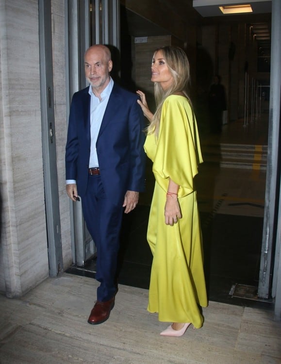 Casamiento de Horacio Rodríguez Larreta y Milagros Maylin, en el registro civil. Foto: Movilpress