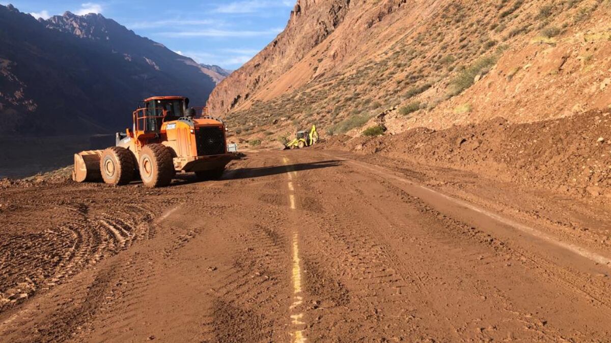 Los trabajos de limpieza en la ruta 7 culminaron el lunes por la siesta, y la ruta estuvo cortada desde la noche del domingo.