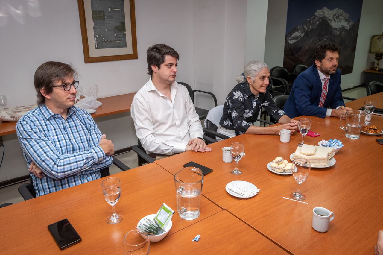 Federico Pagano, Nicolás Vicchi, Beatriz Barbera y Matías Díaz Telli fueron algunos de los participantes del encuentro.  
Foto Ignacio Blanco / Los Andes 