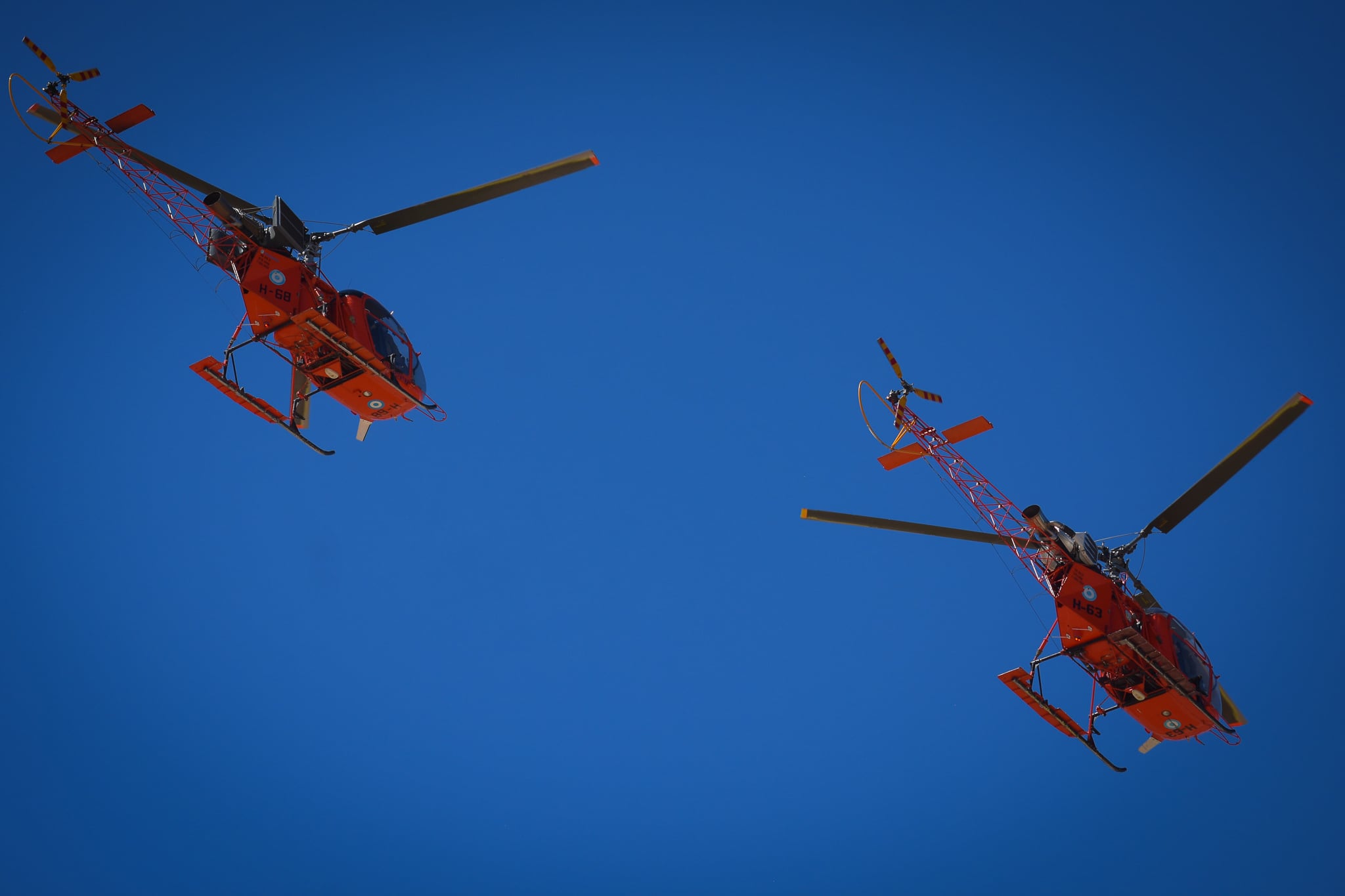 Con un desfile terrestre y un pasaje aéreo de los IA 63 Pampa se realizaron los actos del 73 aniversario de la IV Brigada Aérea