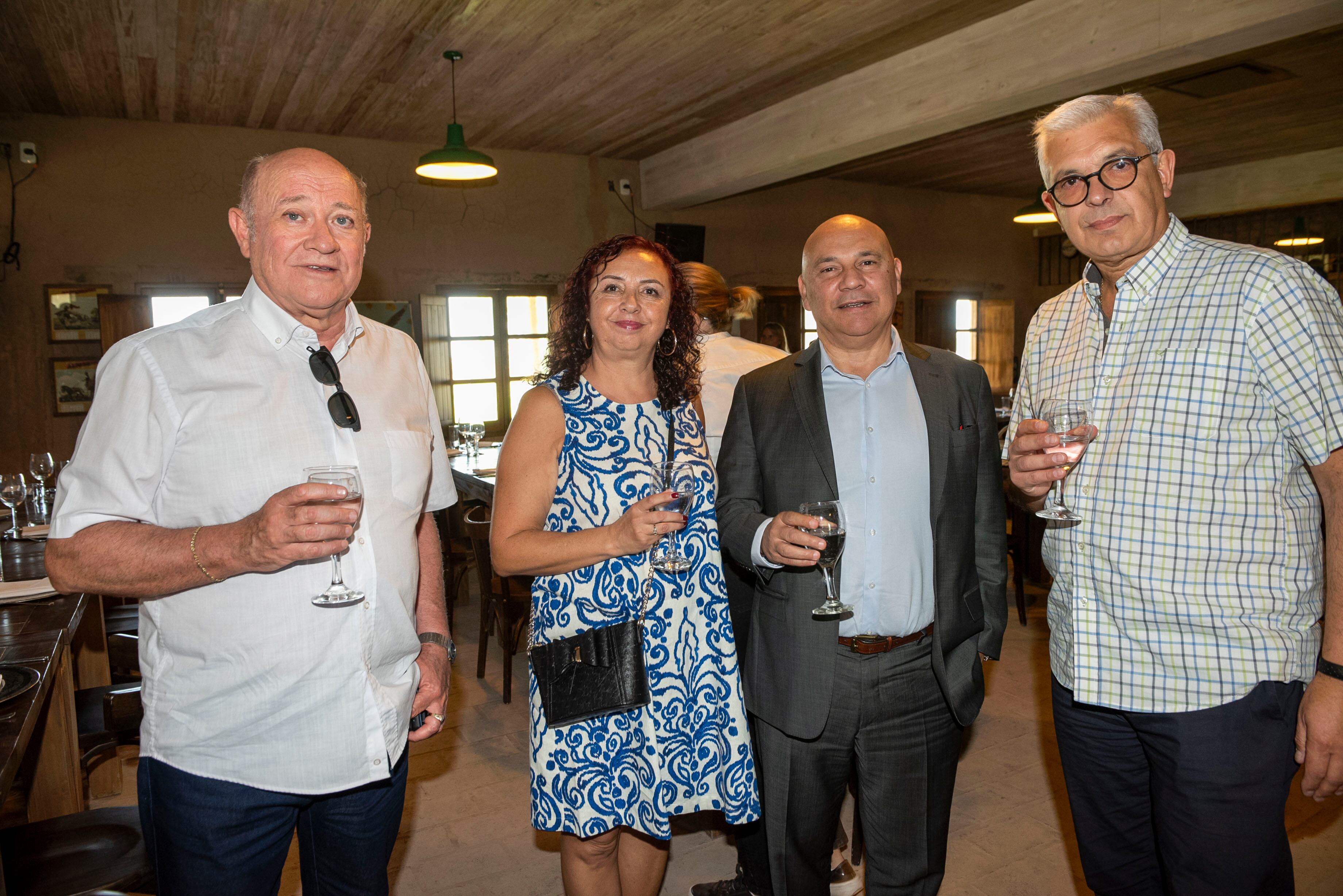 Roberto Suárez, Sonia Cocina, Raúl Olmos y Julián Dominguez, ex ministro de Agricultura, Ganadería y Pesca de la Nación.