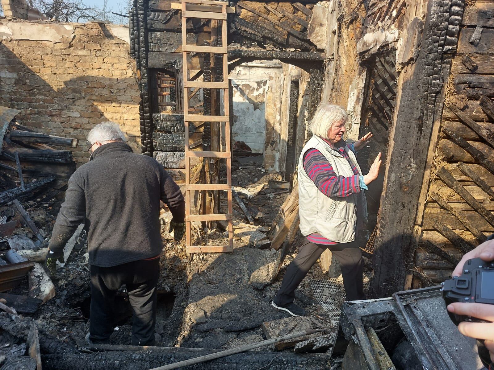 Destrucción en barrios de Kiev. (Federico Piccioni Aimar / La Voz)