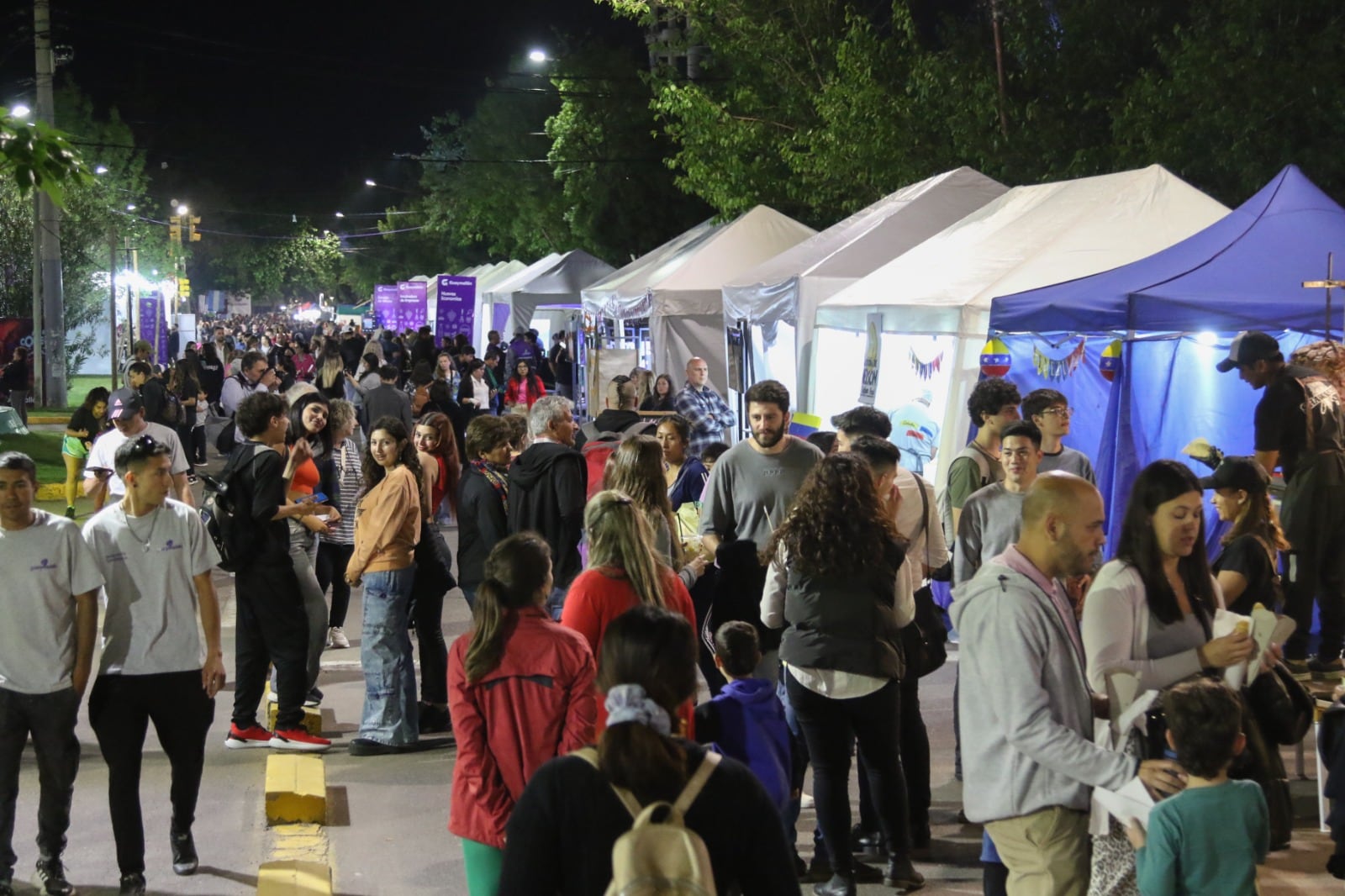 Colectividades: este viernes y sábado continúa la fiesta dedicada a la música y a la gastronomía del mundo en Guaymallén