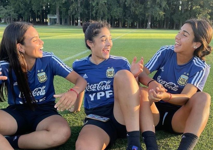 Niggito, Singarella y Roggerone, compañeras en la Lepra y en la Selección./IG: @chiasingarella