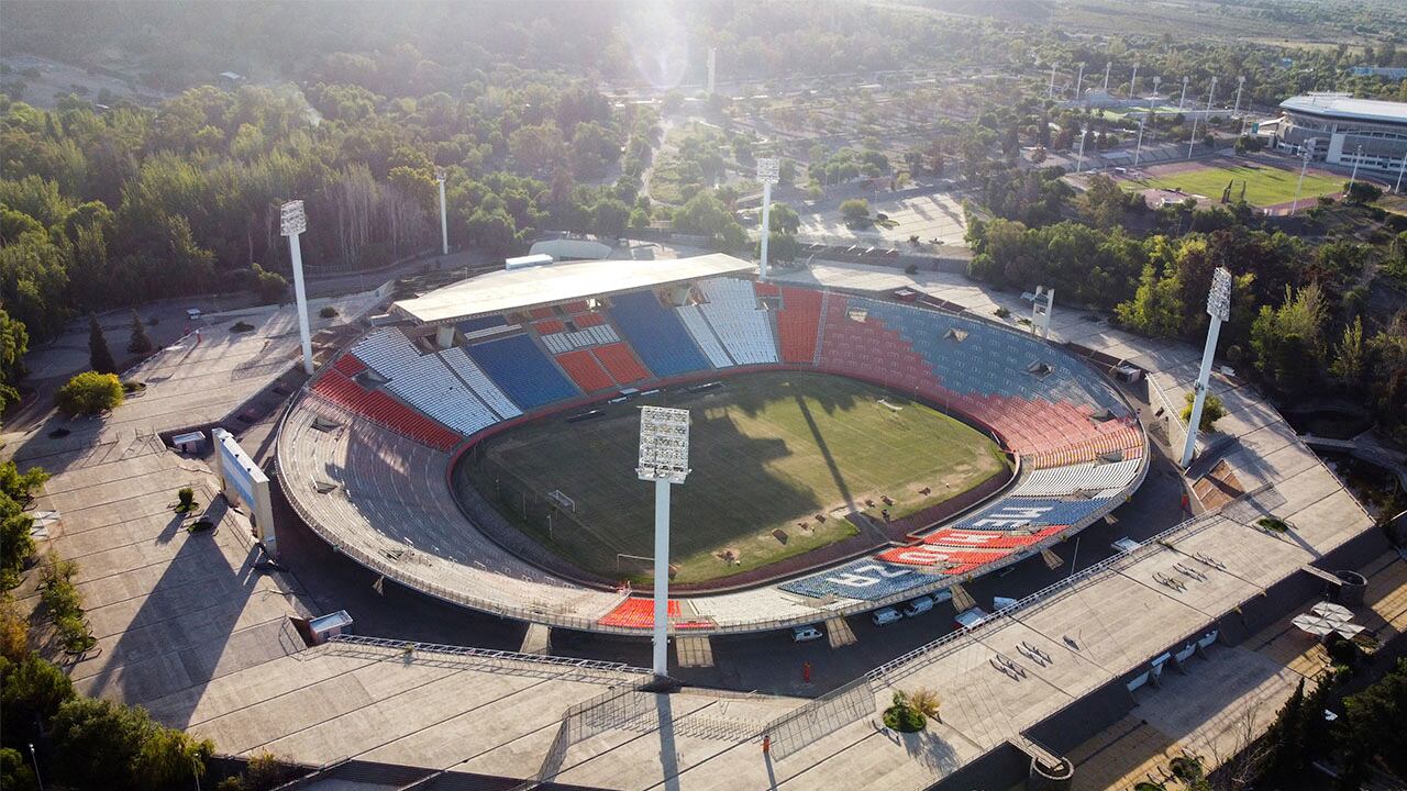 Mundial Sub20 en Argentina: en 2001, las entradas de los partidos en Mendoza decían “Estadio Islas Malvinas”. Foto: Marcelo Rolland / Los Andes.