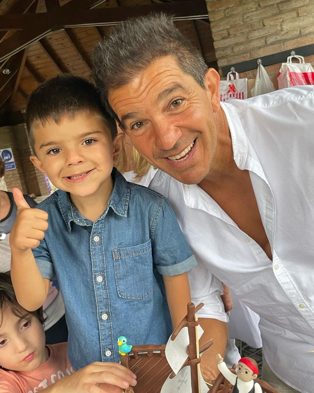 Amalia Granata celebró el cumpleaños de su hijo Roque.