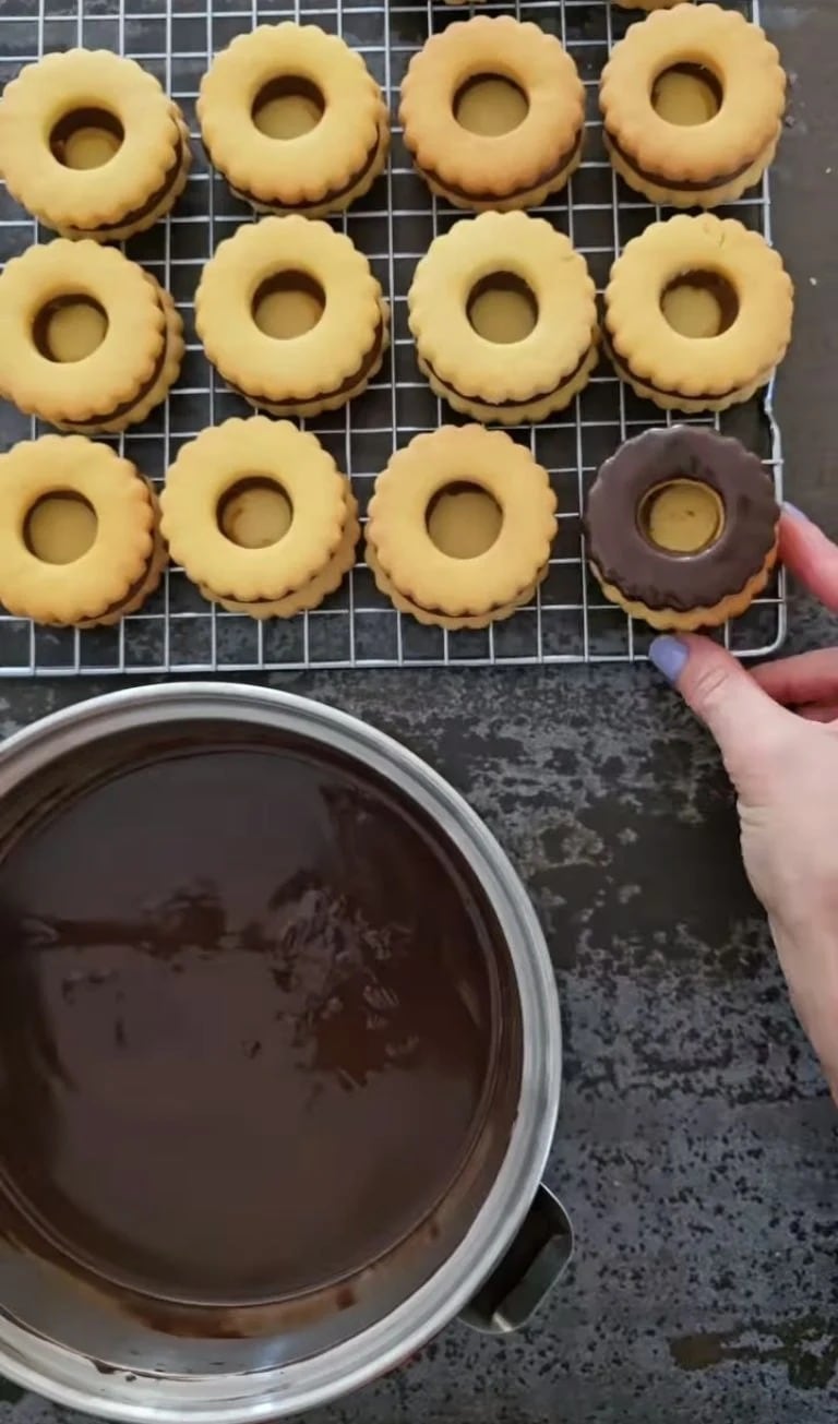 Con algunos ingredientes podrás recrear las galletas que solias comer en las meriendas.