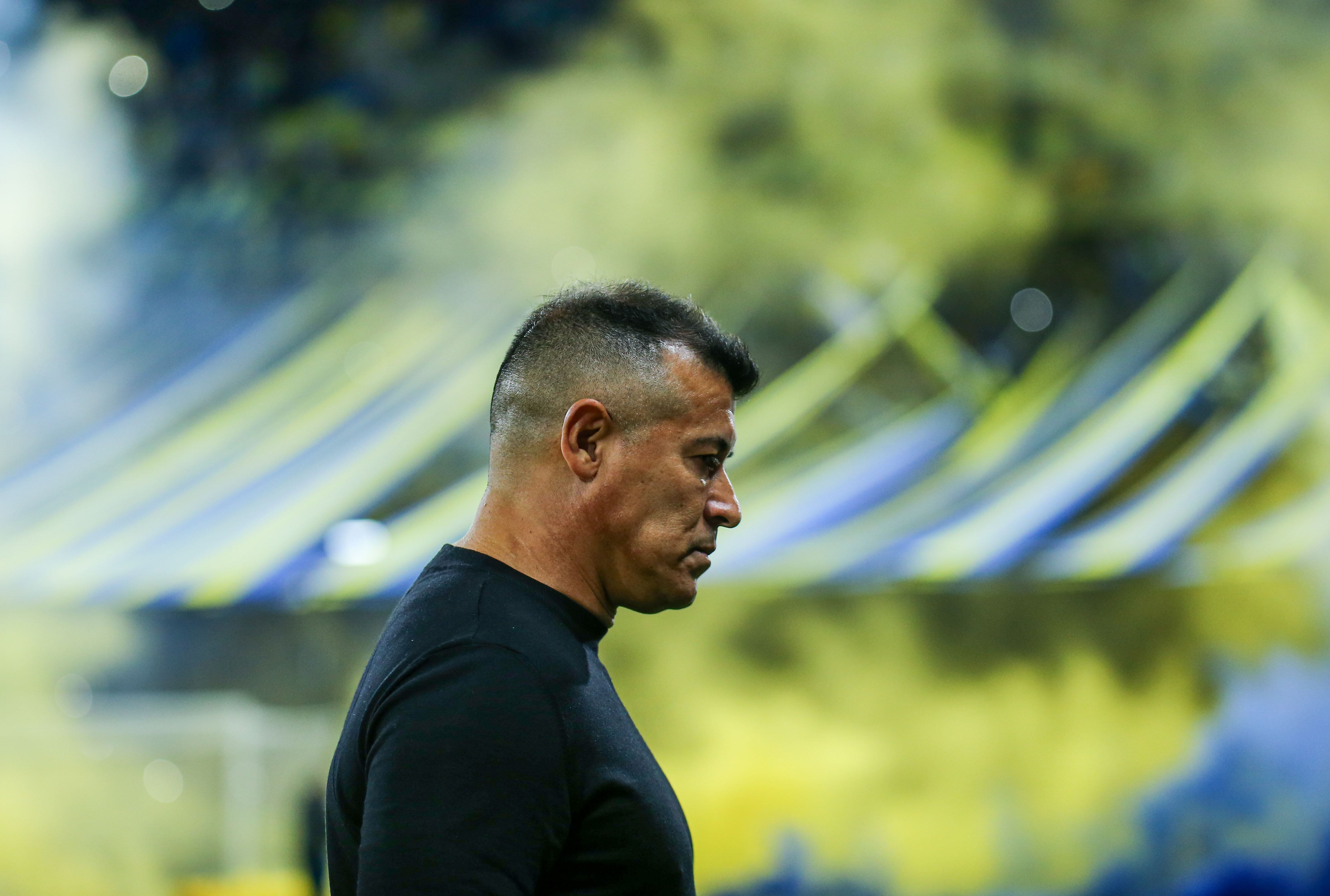 Jorge Almirón, entrenador de Boca, en el partido ante Estudiantes en La Plata. (Fotobaires)