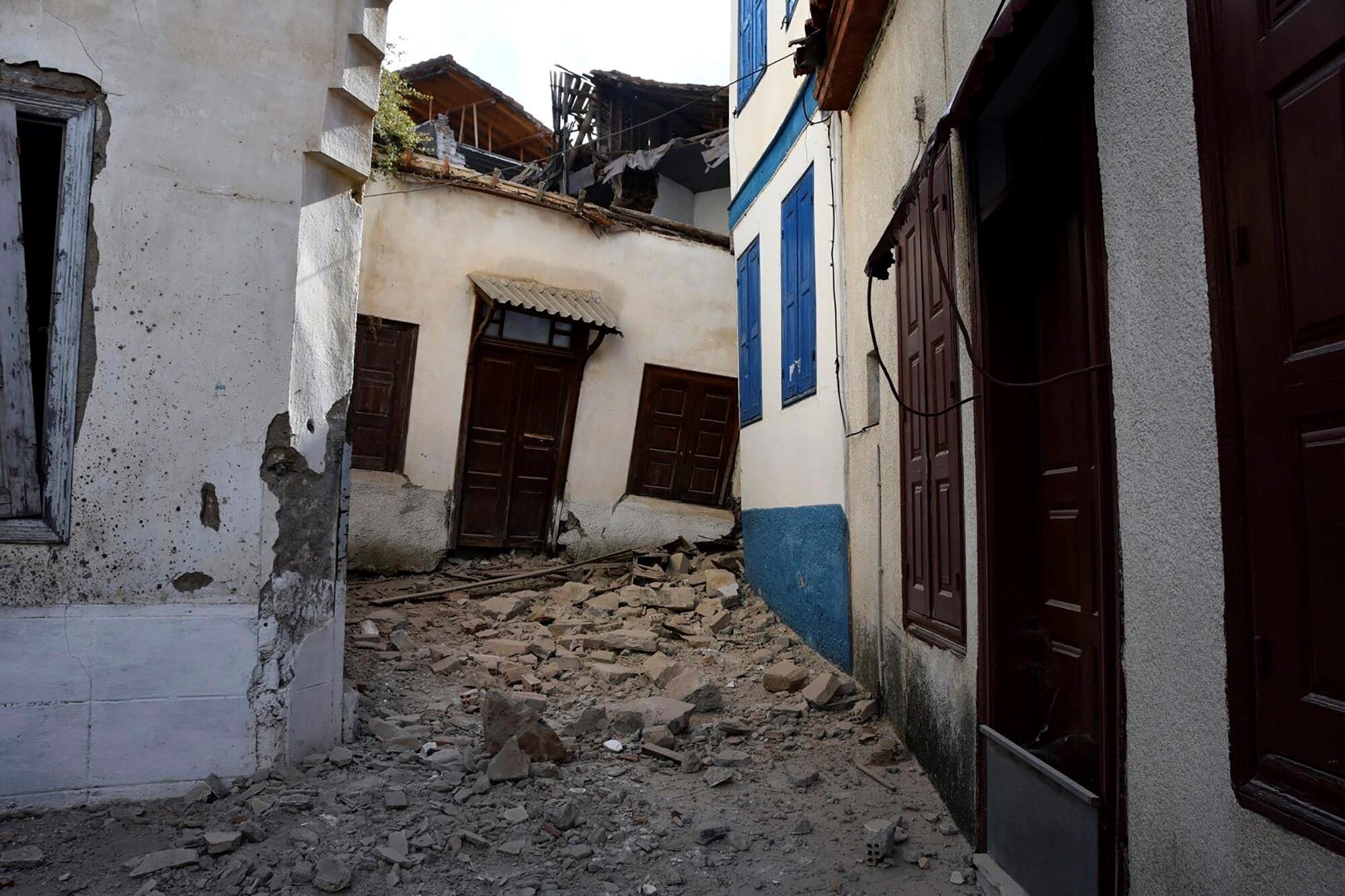 Consecuencias del terremoto en Grecia y Turquía. Foto: AP