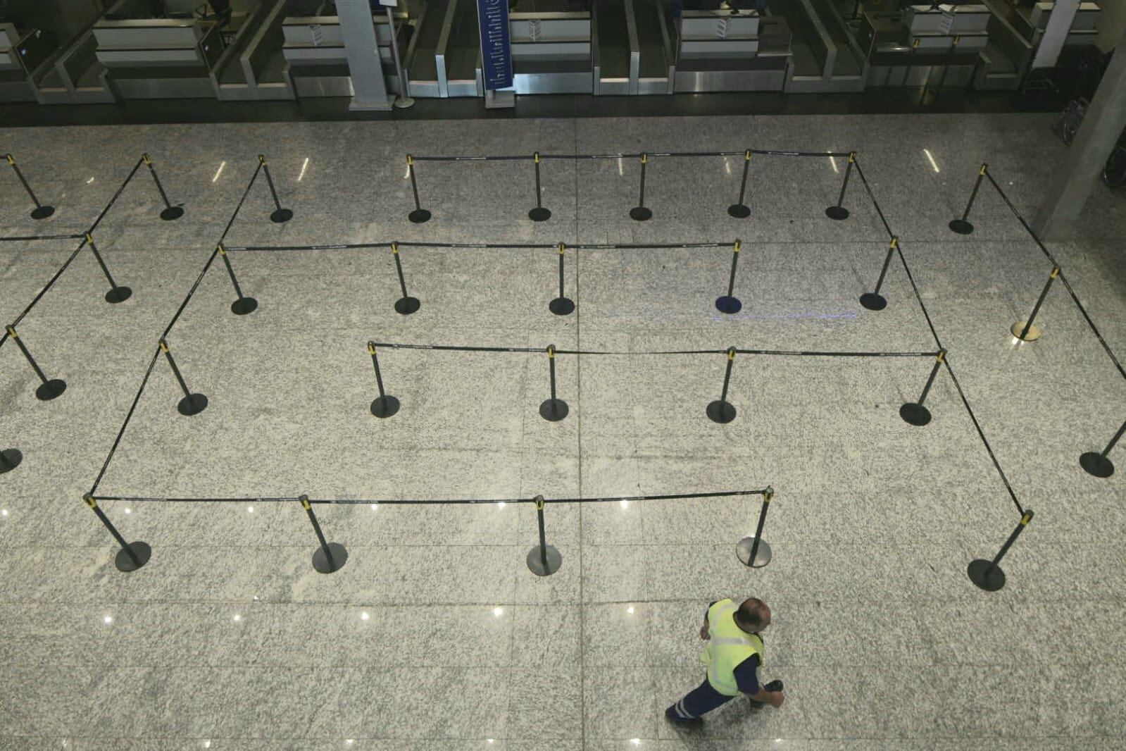 Vuelos cancelados: así luce el aeropuerto de Mendoza en medio del paro de gremios aeronáuticos el miércoles 28 de febrero (Orlando Pelichotti / Los Andes)