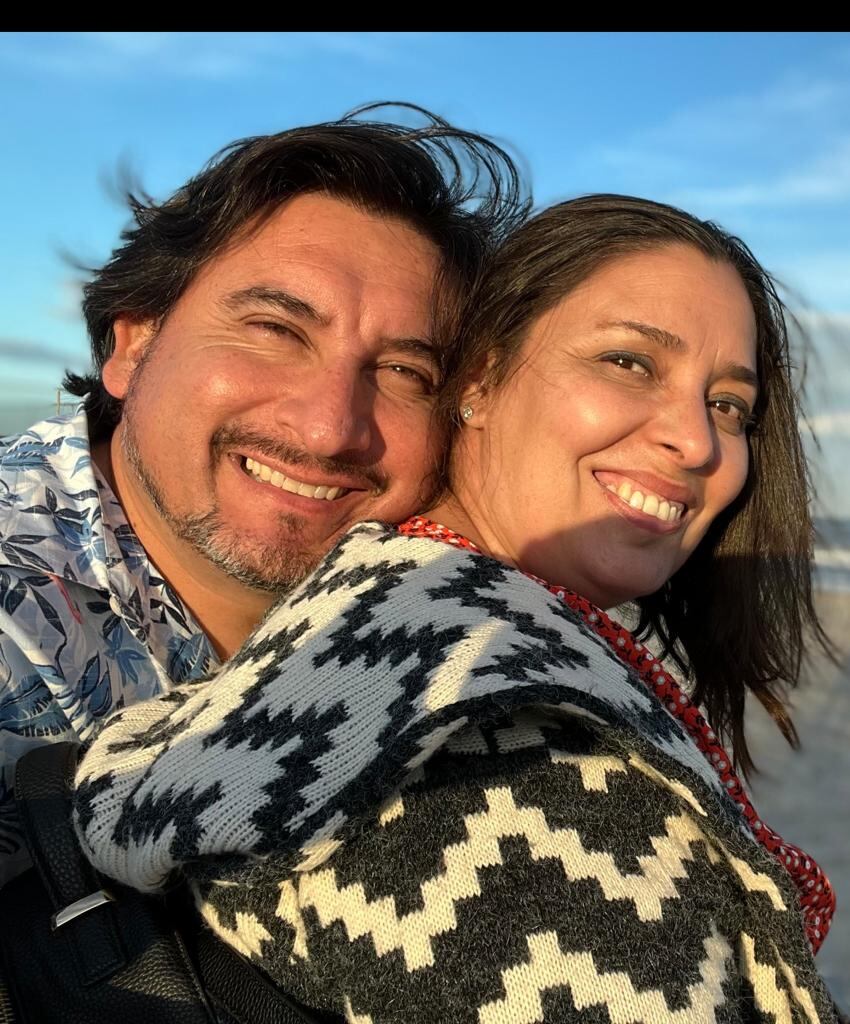 Fernando Funes y Carolina son mendocinos, pero se conocieron y enamoraron en los Estados Unidos.