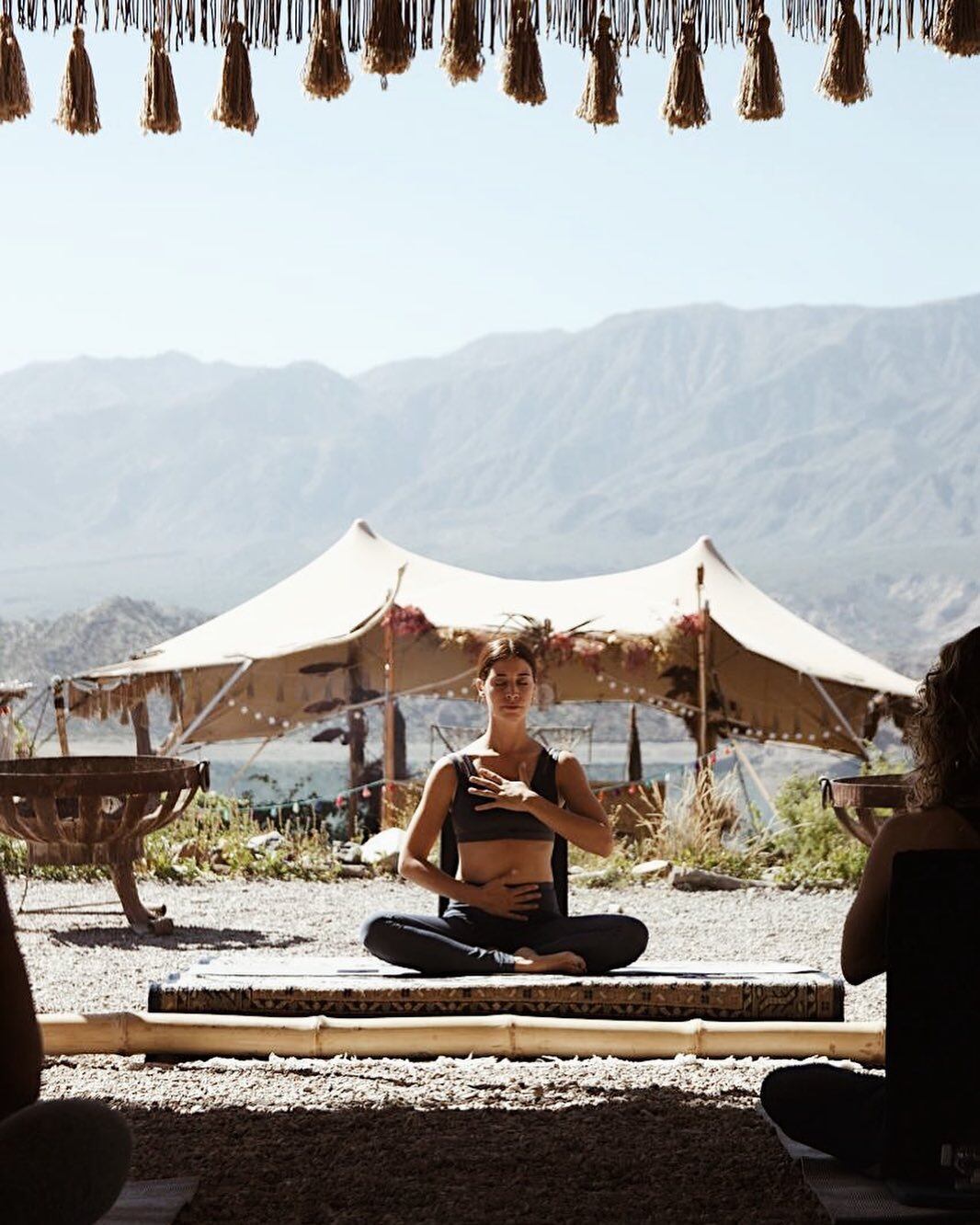 Agustina Córdova abrió un espacio de yoga en la quinta sección