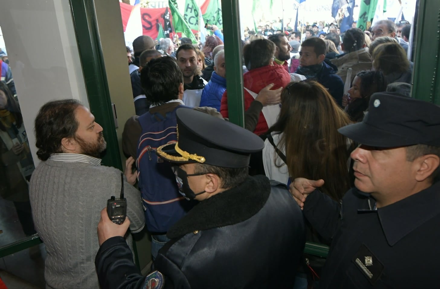 Tensión con los gremios en las paritarias. Orlando Pelichotti / Los Andes