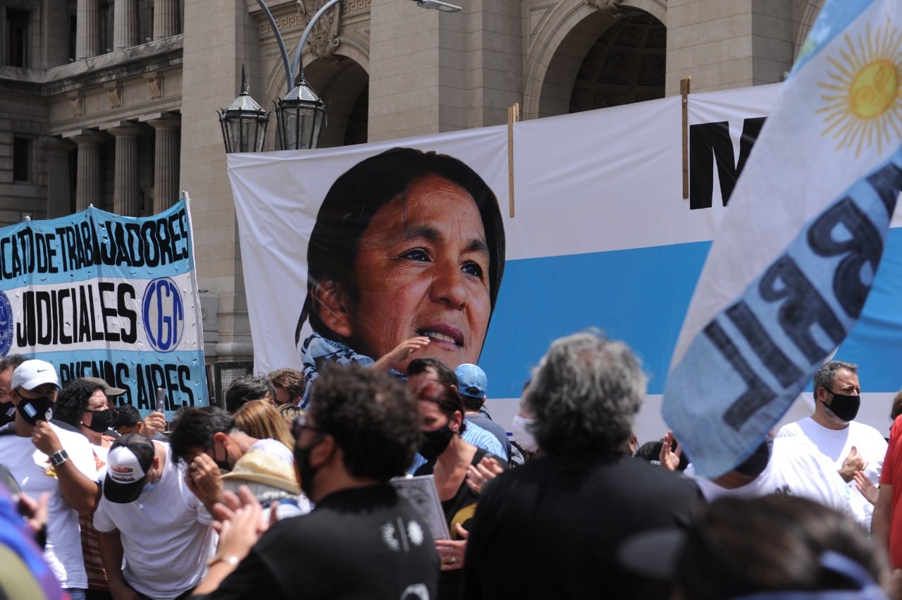 Milagro Sala en pancarta