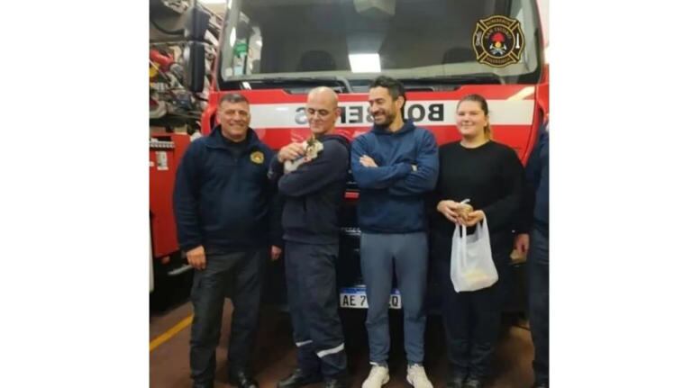 El Tucu López está listo para ser bombero y lo muestra en las redes