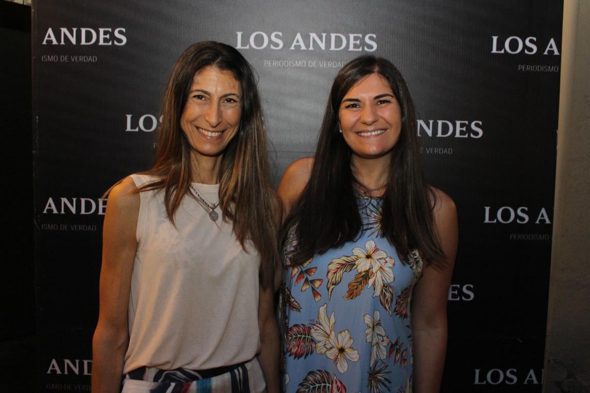 Carolina Cicchinelli y Paula López Bustos