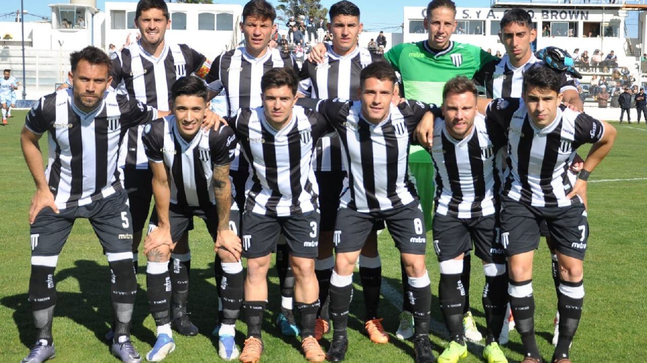 Gimnasia y Esgrima busca clasificar a semifinales de la Primera Nacional. 