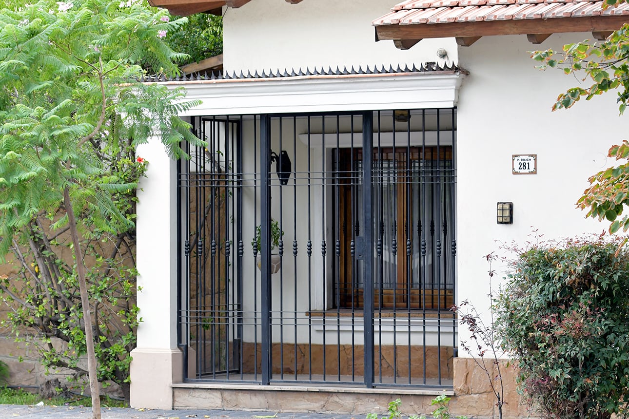 El exjuez federal Otilio Roque Romano, de 79 años, falleció en su vivienda de Godoy Cruz. 
Foto: Orlando Pelichotti