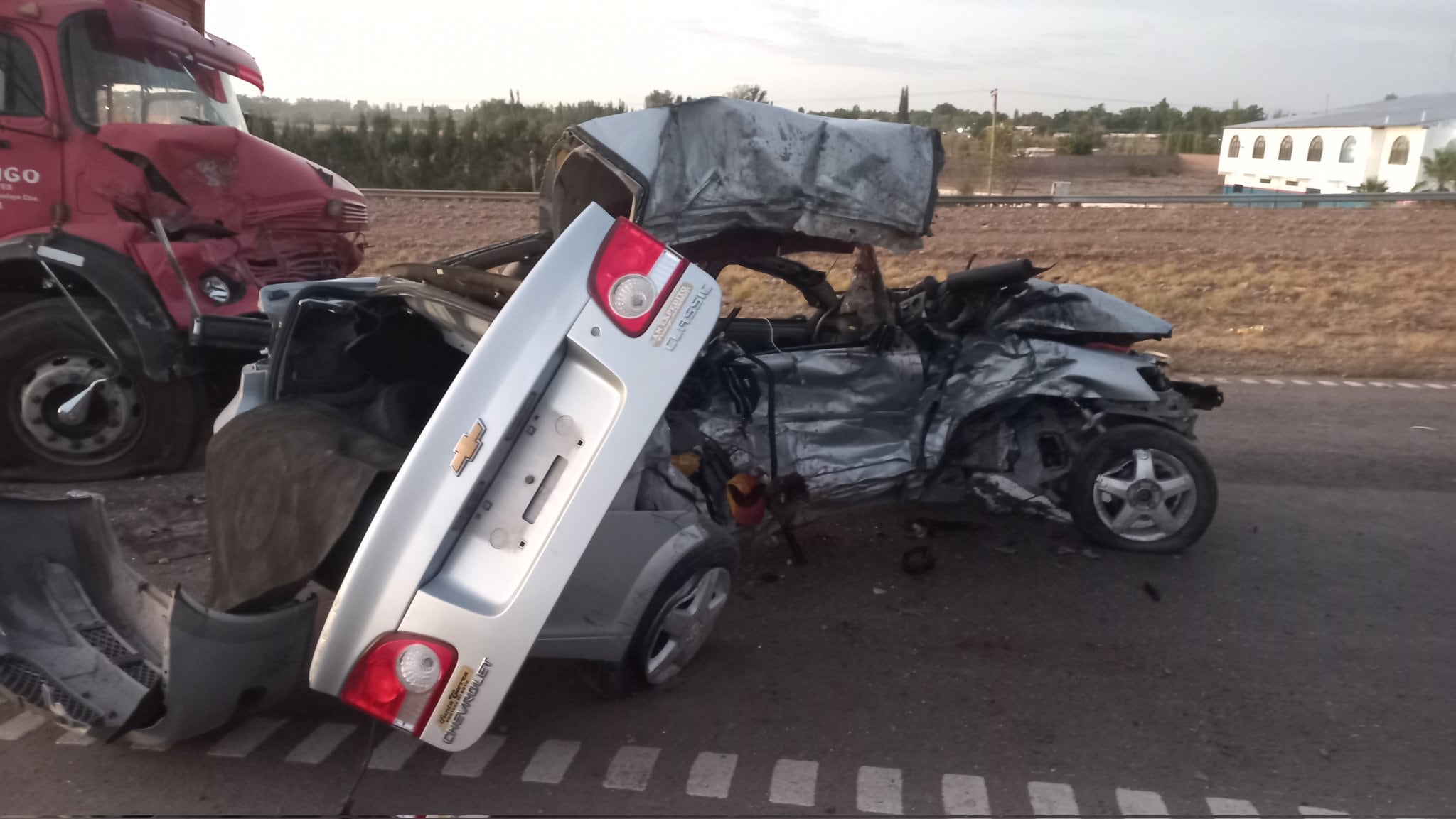 Accidente fatal en la ruta 7 en Guaymallén. Twitter: @matipascualetti