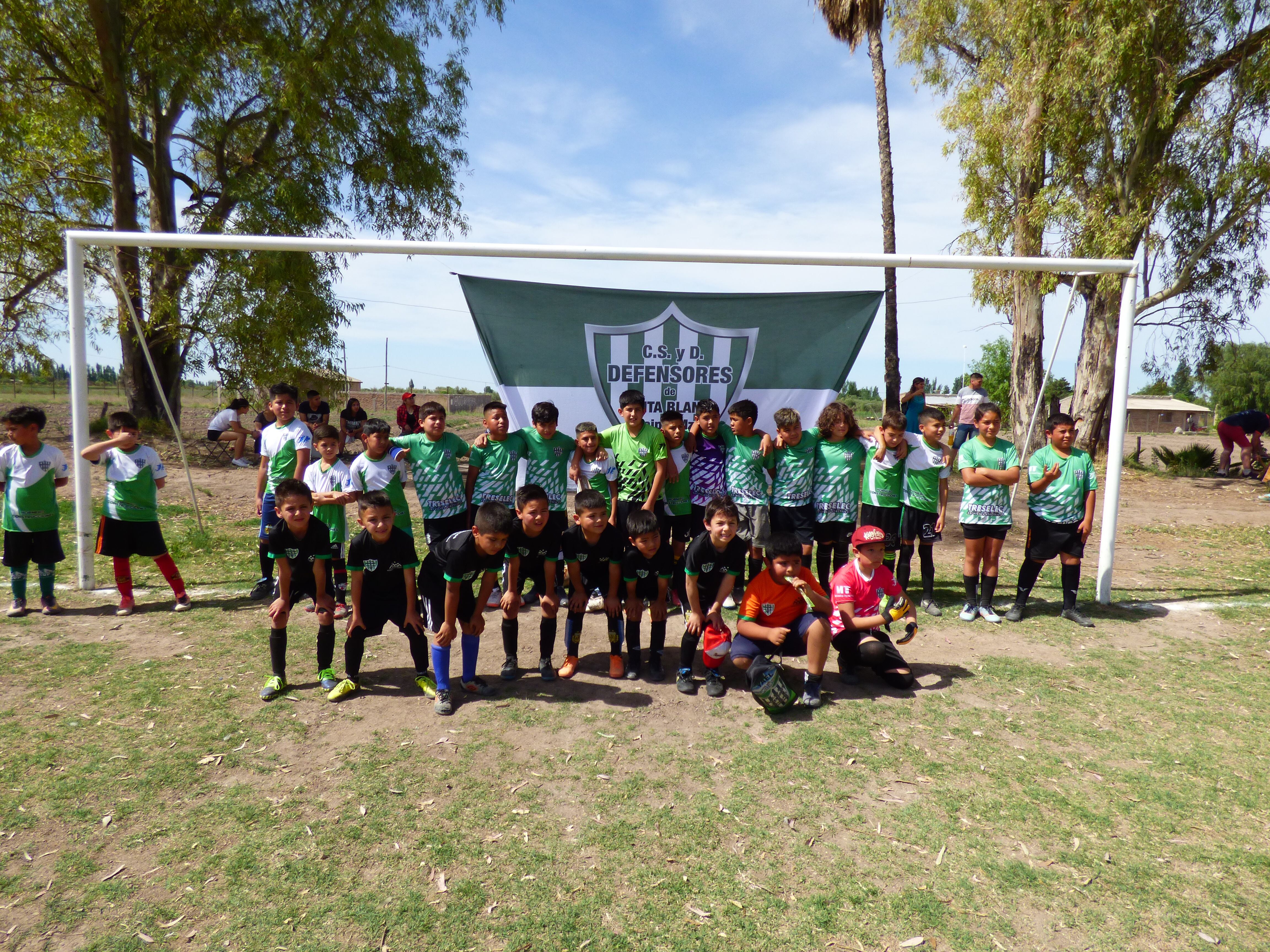 El Club Social y Deportivo Defensores de Santa Blanca está otra vez de pie / Gentileza.