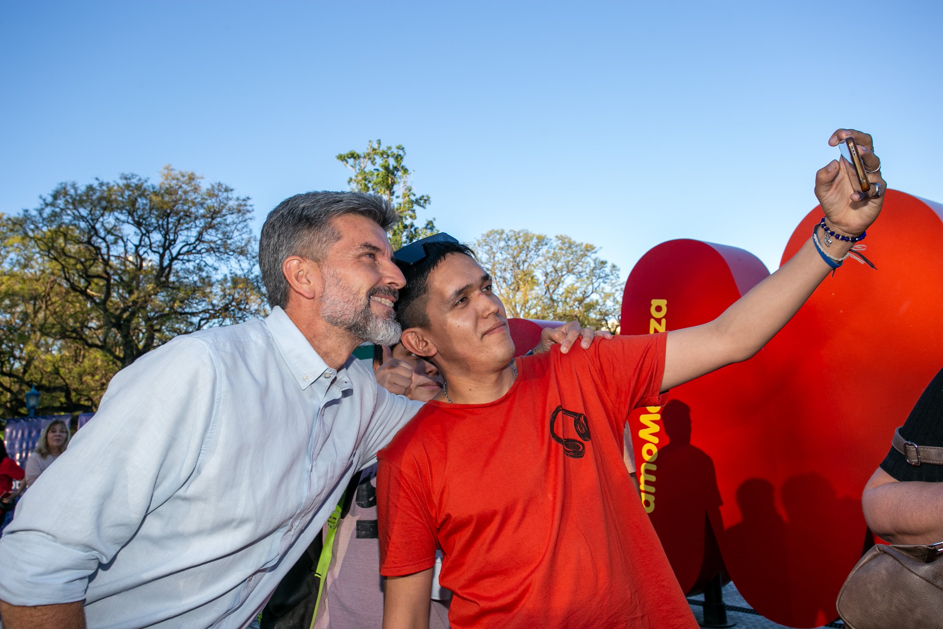 La Ciudad de Mendoza celebró el Festival de Inclusión en la plaza Independencia