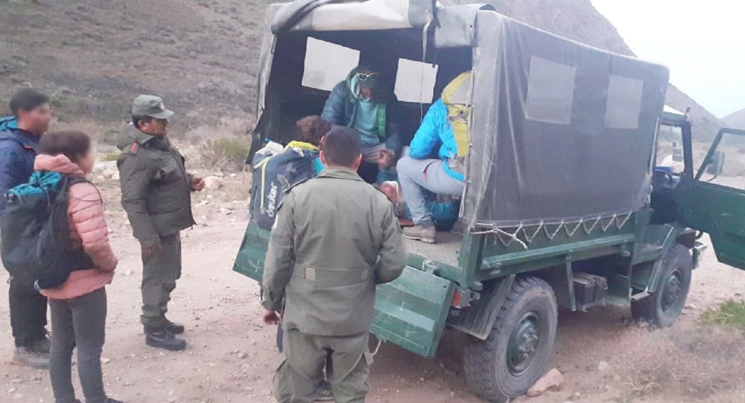 El herido fue llevado al hospital Scaravelli para su asistencia - Prensa Gendarmería / 