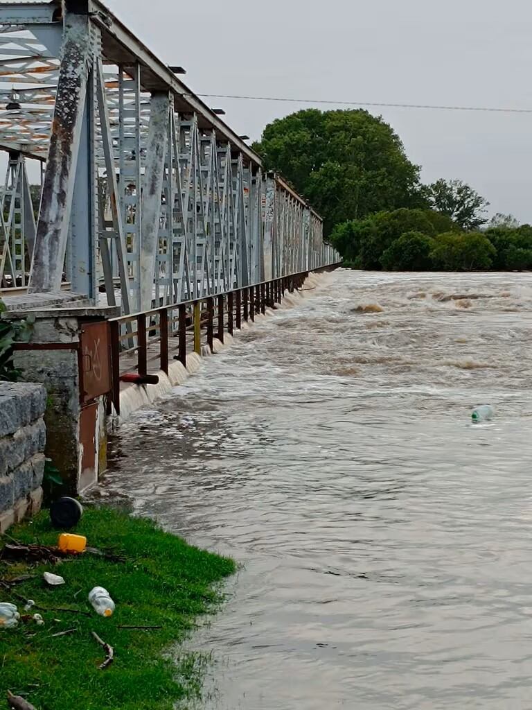 Temporal en Uruguay: alerta roja y evacuaciones por inundaciones