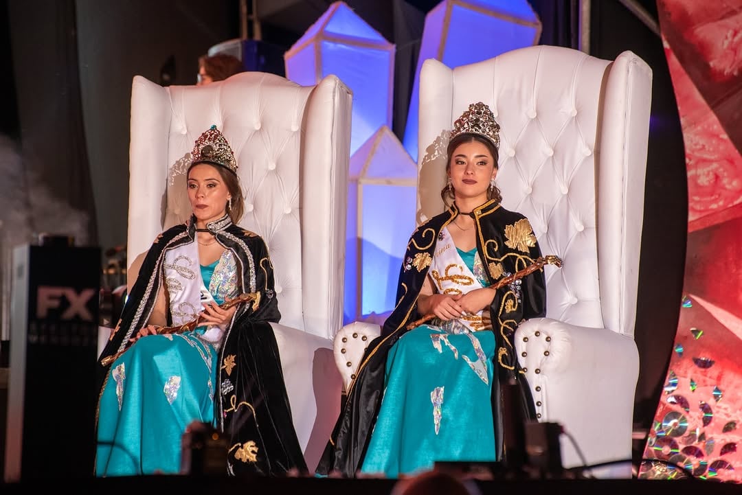 La Paz eligió a Victoria Lucero como su nueva Reina Departamental de la Vendimia 2025. Maribel Pérez fue coronada como la Virreina. (Foto Prensa Municipio)