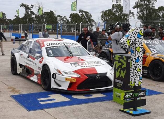 Azar se llevó la segunda fecha del Top Race en Río Cuarto