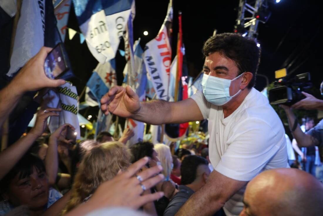 El intendente matancero celebró el 46% de los votos obtenido por su lista de concejales.