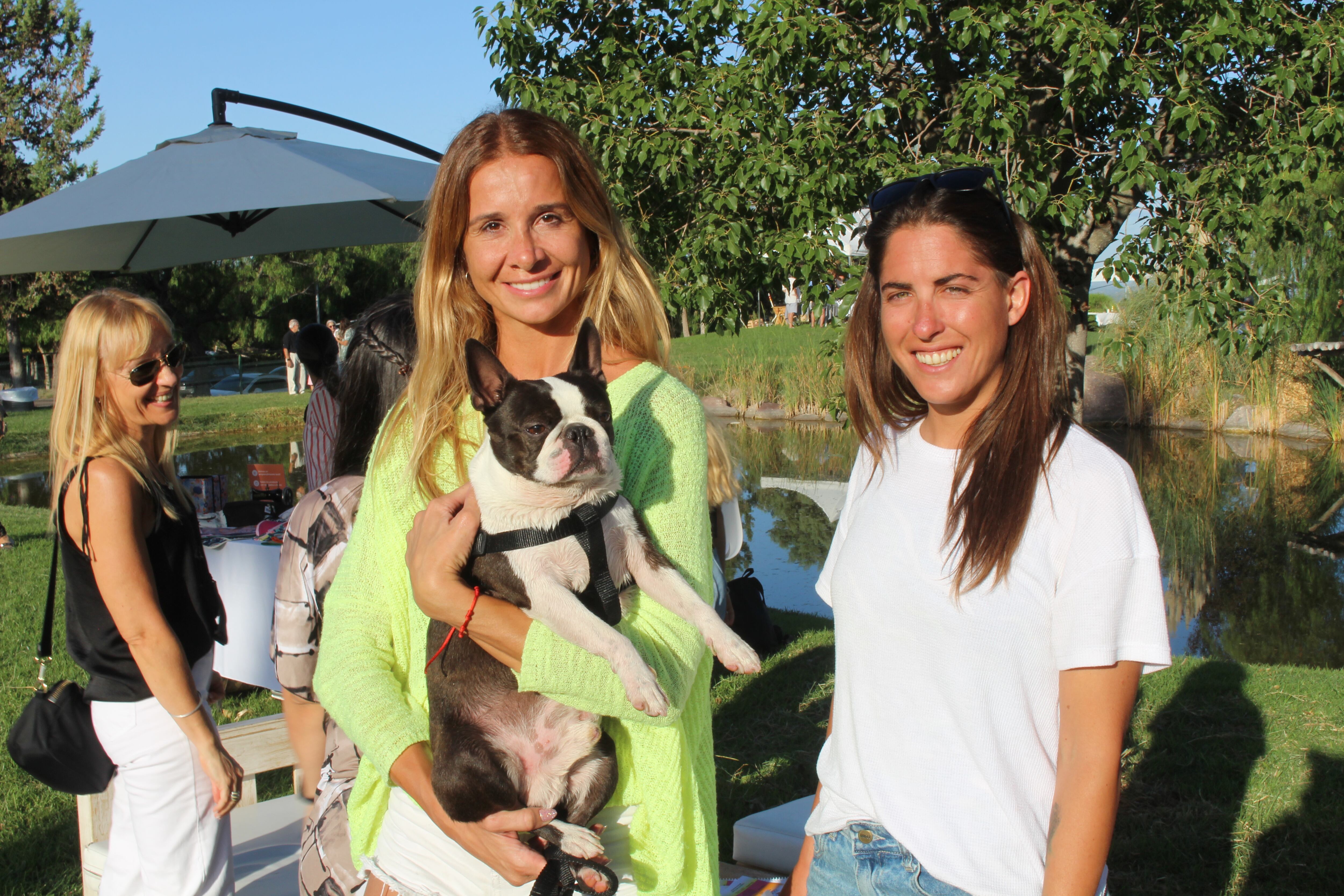 Mariana Debé y Mariana Gutiérrez.