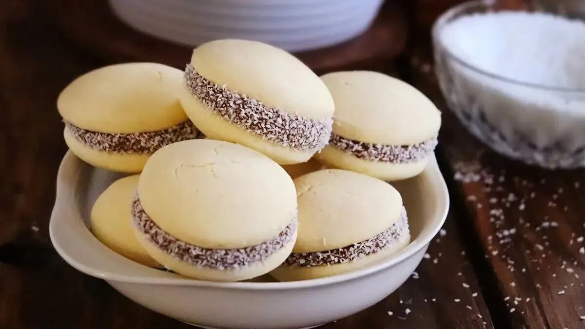 Paso a paso para hacer alfajores de maicena en casa