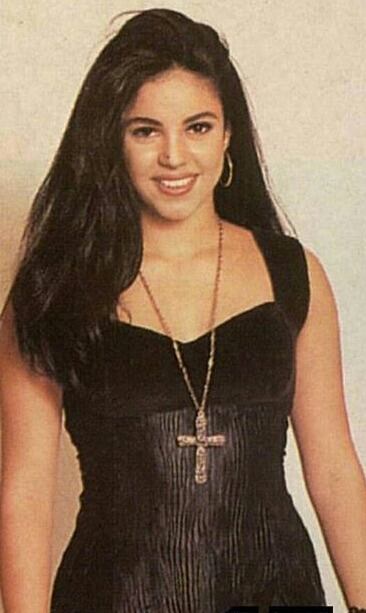 Shakira inició su carrera en 1991