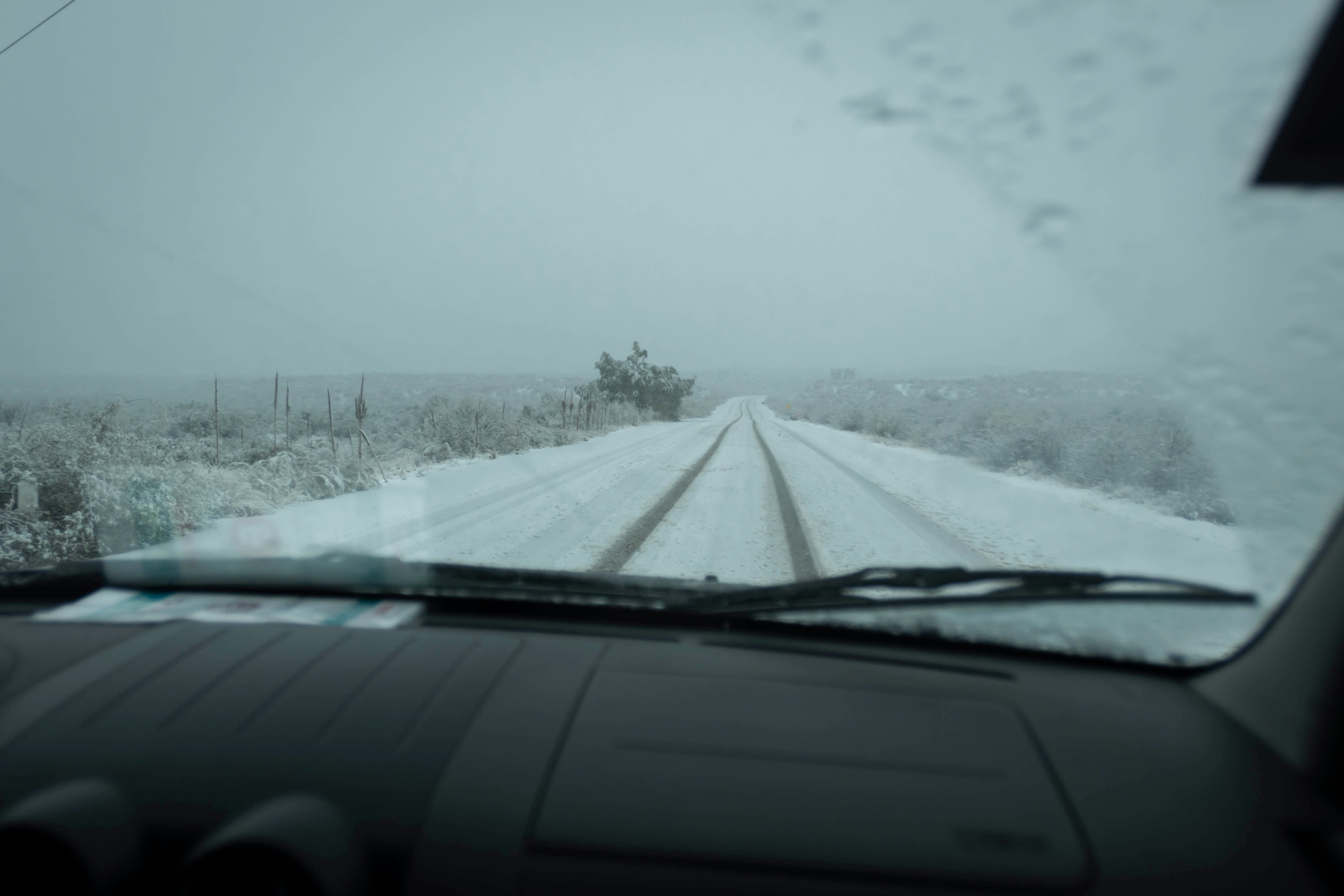 Cortaron la ruta 86 por las intensas nevadas que une San José con Ugarteche.