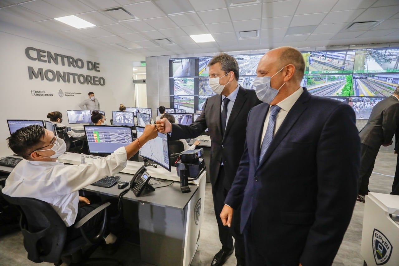 Sergio Massa participó en la presentación de Trenes Seguros que dotó de 1.200 domos de seguridad a estaciones y formaciones.