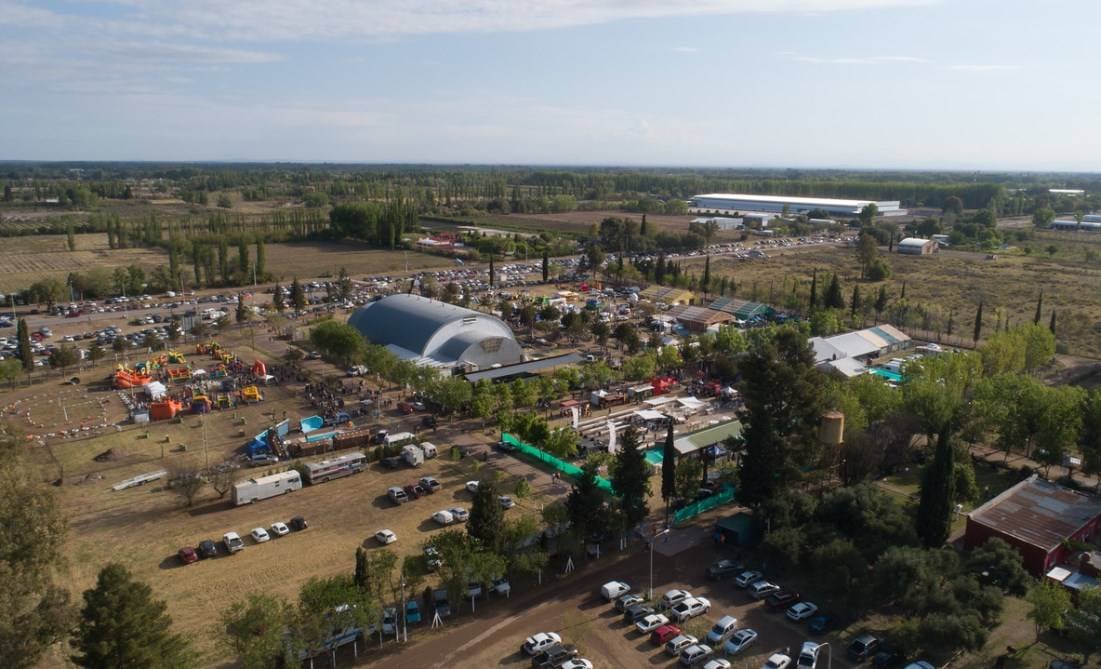 Predio ferial en General alvear. 