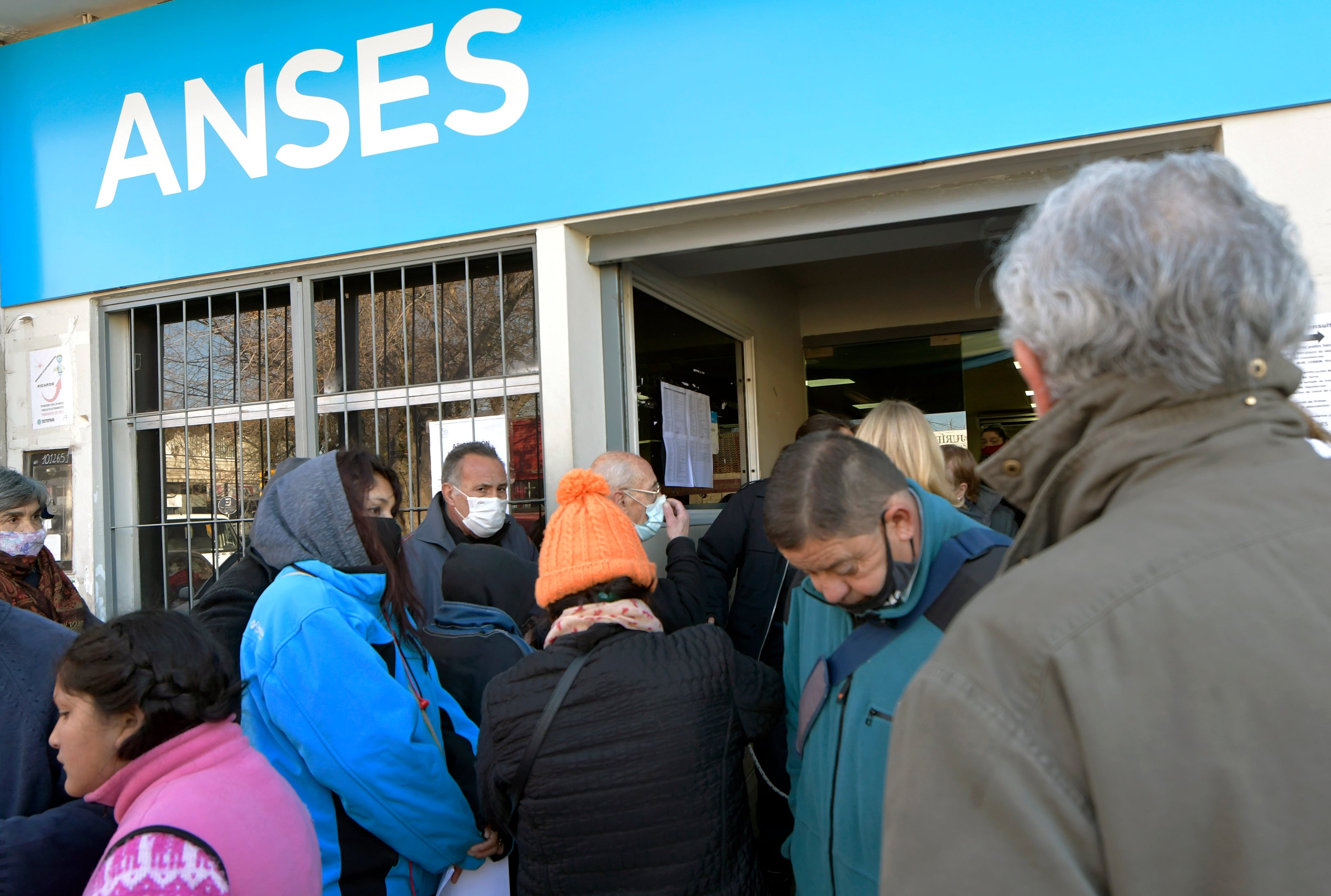 La Anses dispone de un canal de atención digital que te permite realizar de forma autogestionada trámites y consultas, sin necesidad de ir a una oficina, durante las 24 horas del día. Foto: Orlando Pelichotti / Los Andes
