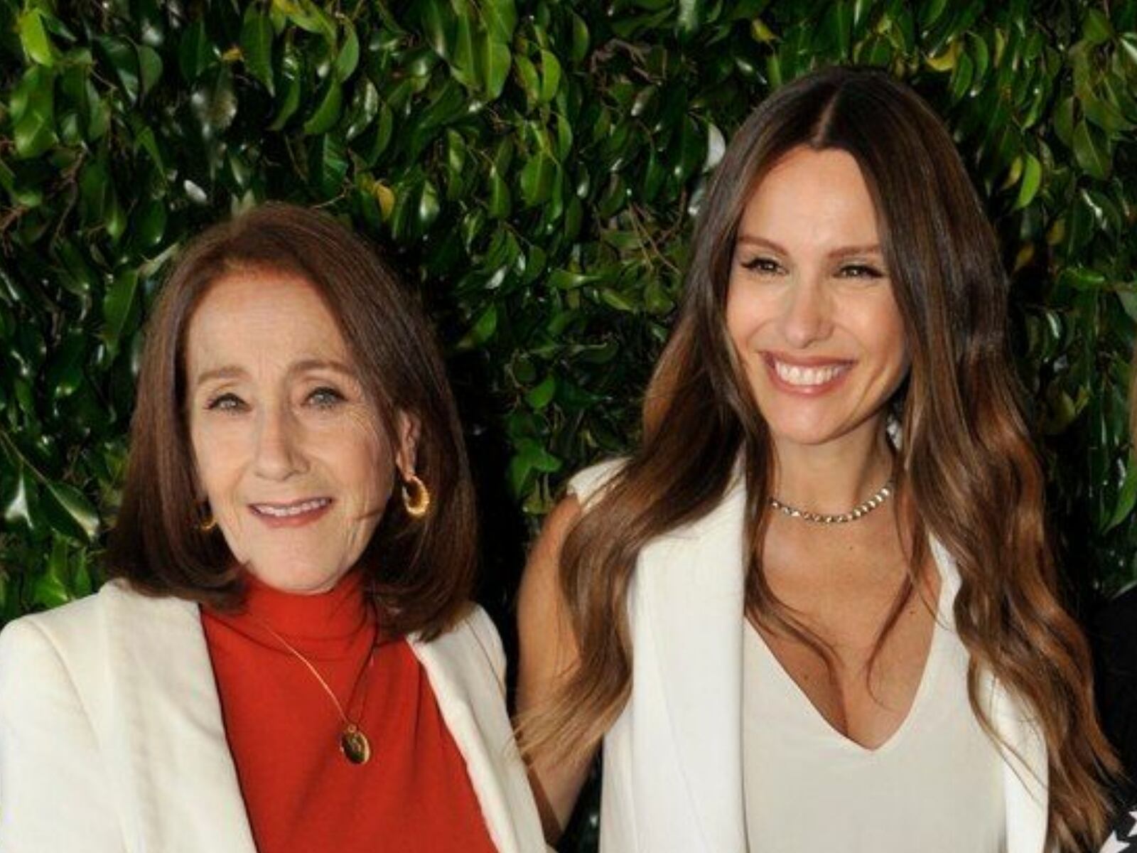 Pampita habló de la relación que lleva con su madre.