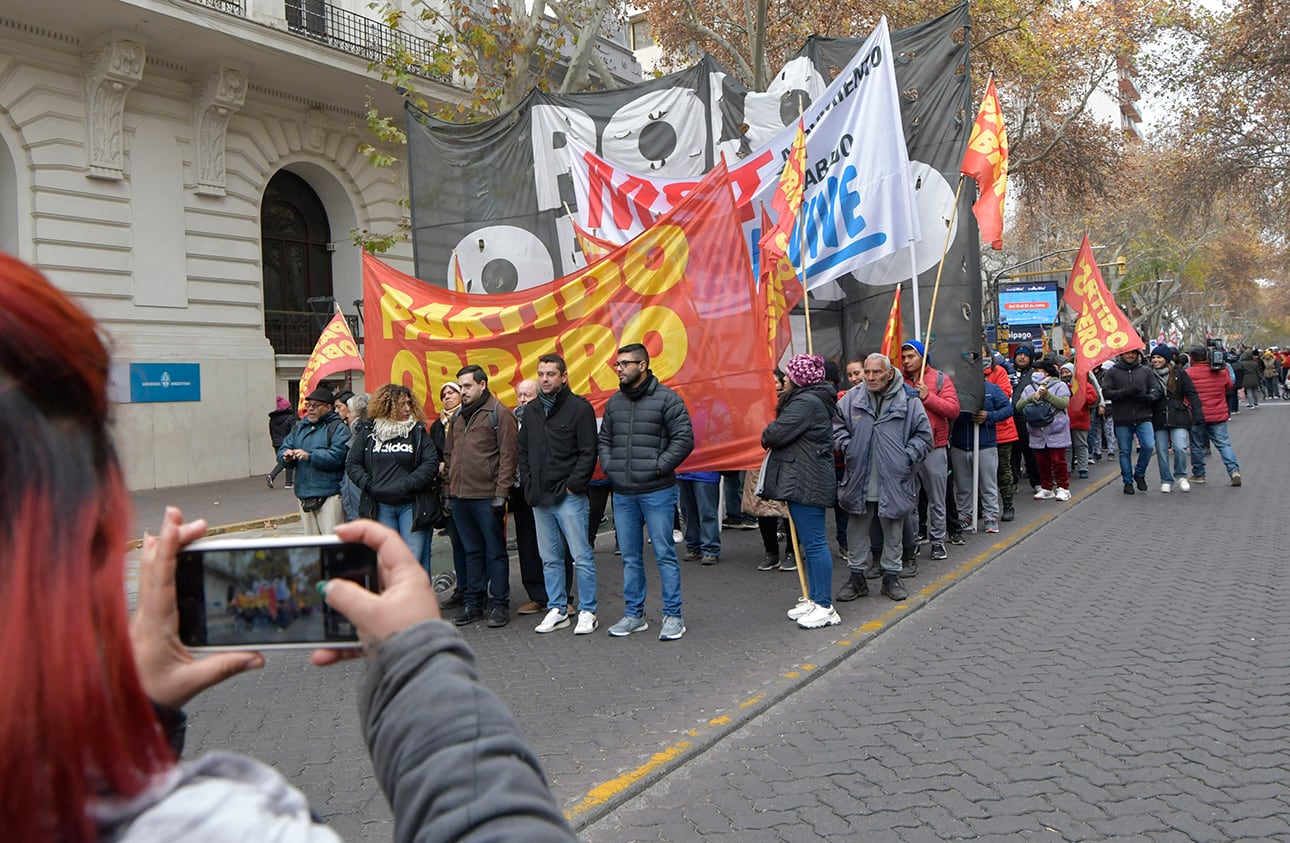 La Unidad Piquetera en Mendoza - Orlando Pelichotti / Los Andes 

