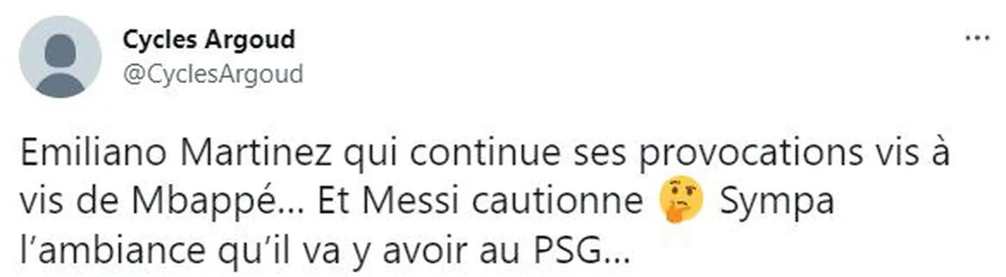 La respuesta de los hinchas franceses ante la burla de Emiliano Martínez. Fuente: Twitter