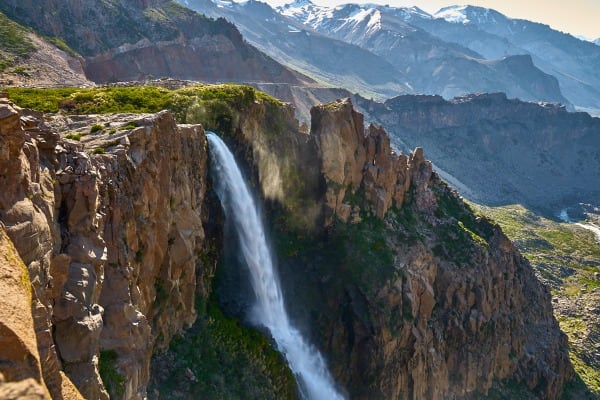 Imágenes de la Cascada Invertida en Chile