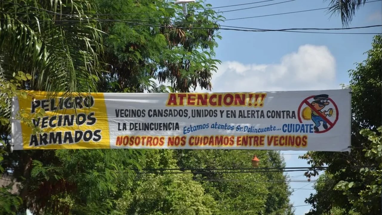 En los carteles los ciudadanos manifestaron que no ha habido respuesta oficial - Foto TN