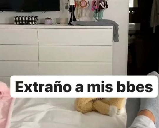 Cinthia Fernández compartió en las redes que extraña a sus hijas.