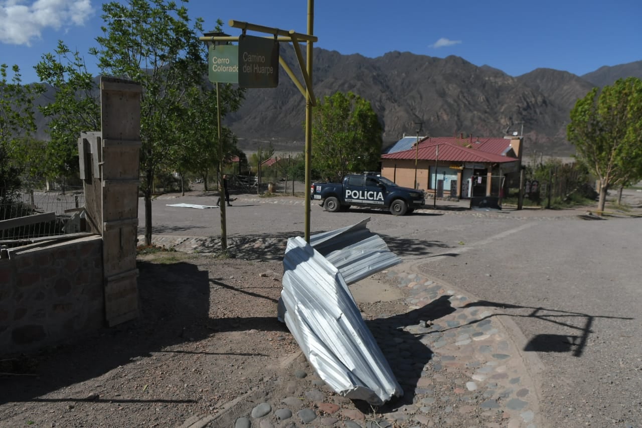 El viento Zonda se sintió con intensidad en Potrerillos. Foto: Ignacio Blanco / Los Andes