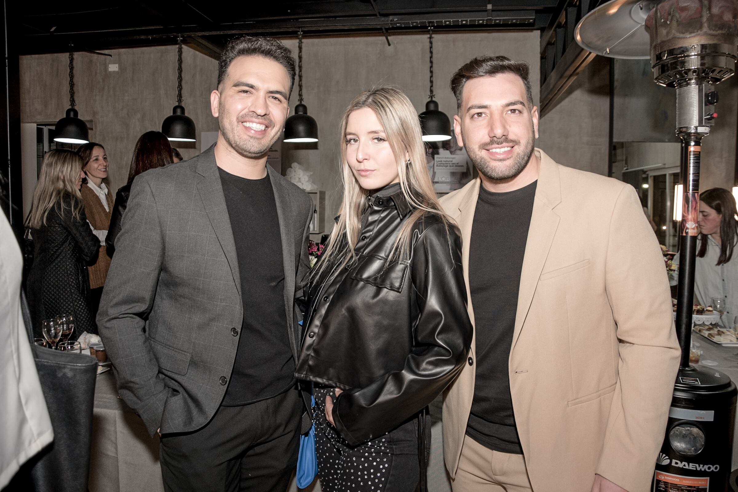 Marito y Juan junto a Carla Ponce.
Ph: Romi Abel